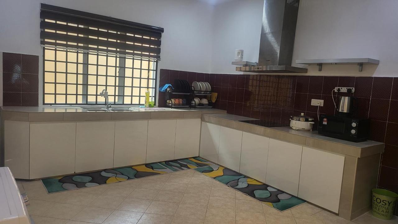 Ipoh Family Villa-Spacious Stay For 21 Or 42Pax מראה חיצוני תמונה
